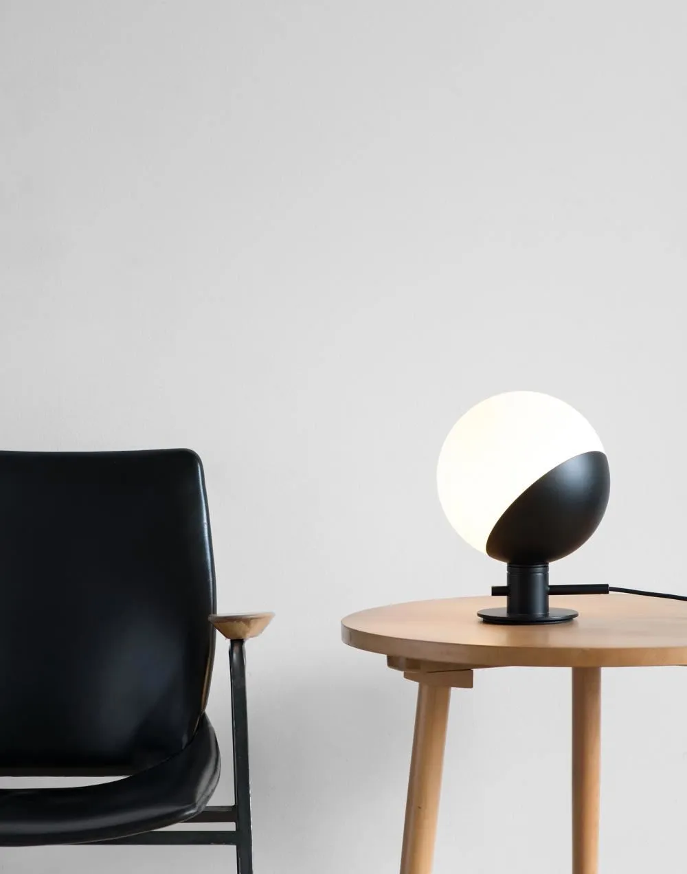 Baluna Table/Wall Light