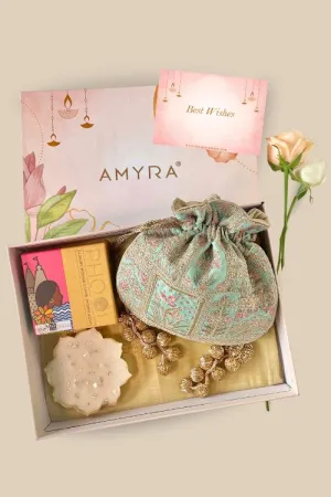 Gift hamper - Amer turquoise potli - Aroma & Urli box