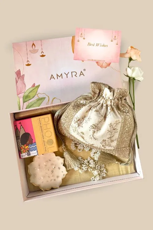 Gift hamper - Inaya cream potli - Aroma & Urli box